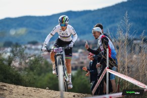 Ferrand-Prevot domina y también gana en la Shimano Supercup Massi de Banyoles