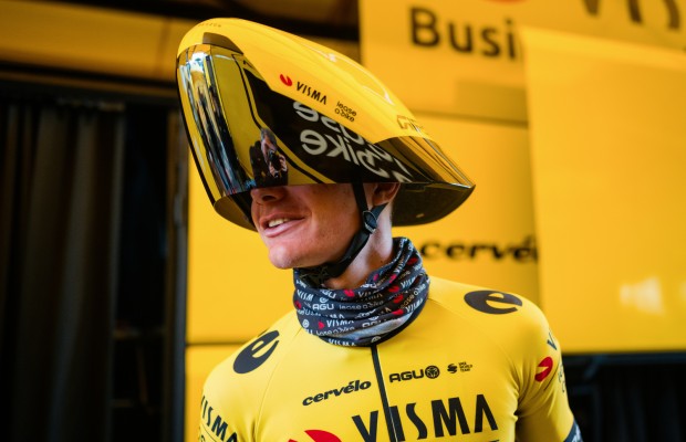Le monstrueux nouveau casque du Visma attire toute l'attention