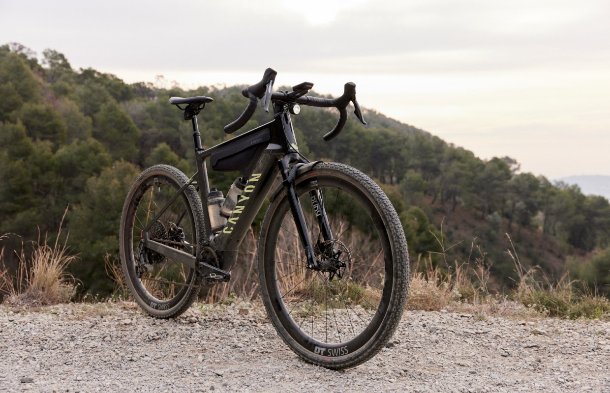 O último em gravel elétrico chama-se Canyon GRIZL:ON