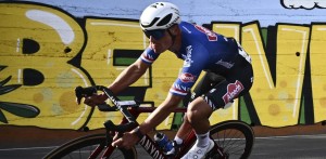 Quels cyclistes ont remporté les 5 Monuments et que veut faire Van der Poel