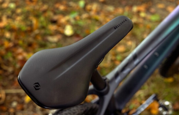 What is the difference between mountain and road saddles?
