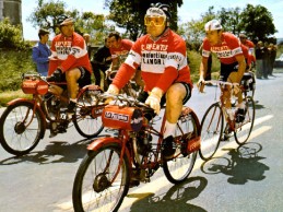 Benefits of training behind a motorcycle