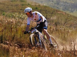 Becking-Alleman levam a etapa, Schurter-Fini continuam líderes e Egger-Baum voltam a perder tempo