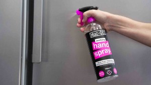 Muc-Off presenta una gama de desinfectantes y limpiadores
