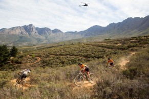 Wout Alleman y Hans Becking ganan otra vez y conquistan el maillot amarillo en la etapa 2 de la Cape Epic