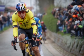 Mathieu van der Poel imposes his law in Harelbeke