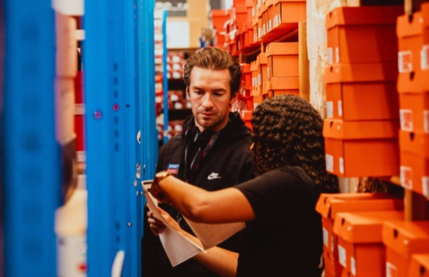 Wiggle is back up and running and has returned to its orange color and previous logo