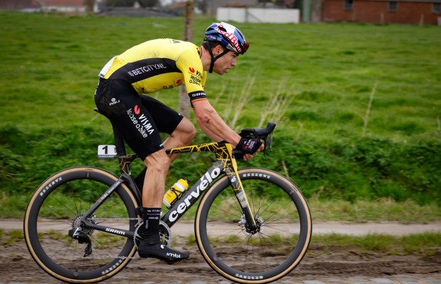 "We only see things like this in car accidents," Van Aert successfully operated on, but could have long recovery time