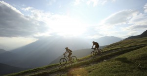 mejores-mountain-bikes-menos-1000-euros/