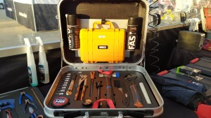 Jorge Soto, mecánico del BH Templo Cafés, nos enseña su caja de herramientas