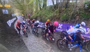 Mathieu van der Poel enters the legend of the Tour of Flanders with an amazing performance