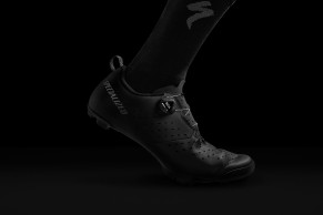 Specialized lance la gamme de chaussures Recon et le casque Search pour le gravel