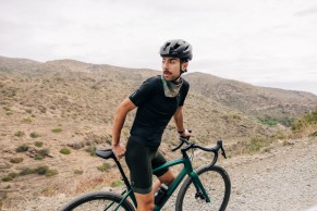 Specialized lance la gamme de chaussures Recon et le casque Search pour le gravel