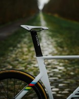 Van der Poel's Canyon Aeroad CFR for the Paris-Roubaix 2024