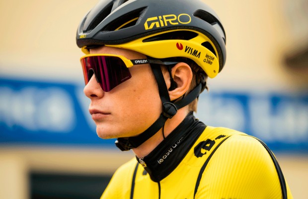 Vingegaard successfully operated on his broken collarbone