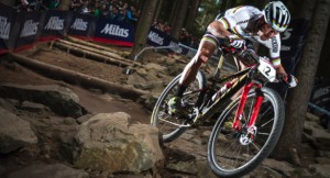 Nino Schurter, el rey del MTB XCO, celebra su 34 cumpleaños
