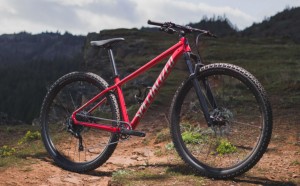 Nueva Specialized Rockhopper 2021: una mtb para recomendar sin reservas