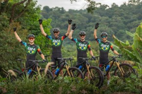 O BH Coloma Team muda de cores para homenagear o país onde tudo começou