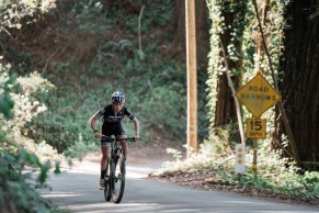 Scott Scale Oyster Pink, Kate Courtney is premiering her new bike
