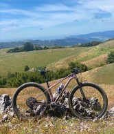 Scott Scale Oyster Pink, Kate Courtney is premiering her new bike