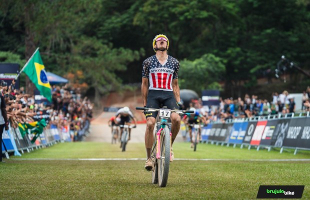Blevins vence no imprevisível roteiro da Copa do Mundo XCO de Mairipora