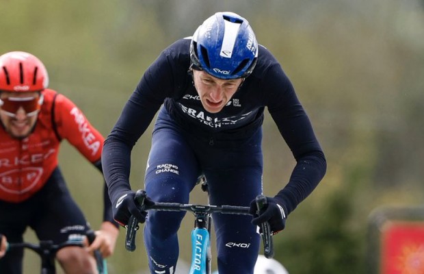 Rain, cold and wind condition a Flèche wallonne 2024 won by Stephen Williams