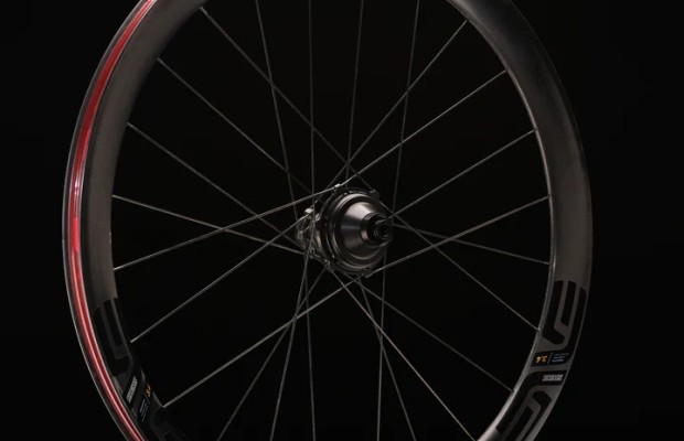 Classified arrives at ENVE and the system continues to gain ground