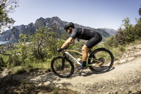 Nous avons testé le Pinarello Dogma XC, un VTT développé à l'envers