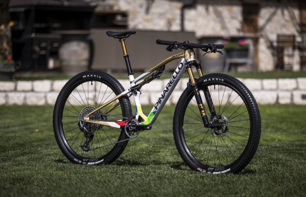 Nouveau Pinarello Dogma XC en vente : prix, nouveautés, modèles et poids