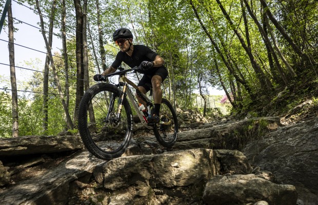 Nous avons testé le Pinarello Dogma XC, un VTT développé à l'envers