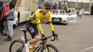 First walk, then roller and finally road: Vingegaard's plan to face the Tour