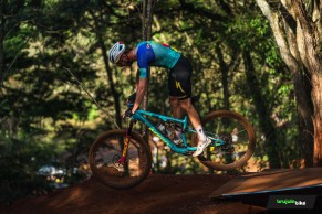 Andreassen wins the day that Koretzky touched the epic in the XCO World Cup in Araxá