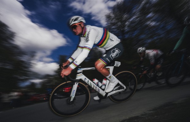 Van der Poel se rinde ante Pogacar: "Si tiene un buen día no puedo seguirle"