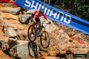 Batten signs a perfect weekend with a great victory in the XCO World Cup in Araxá
