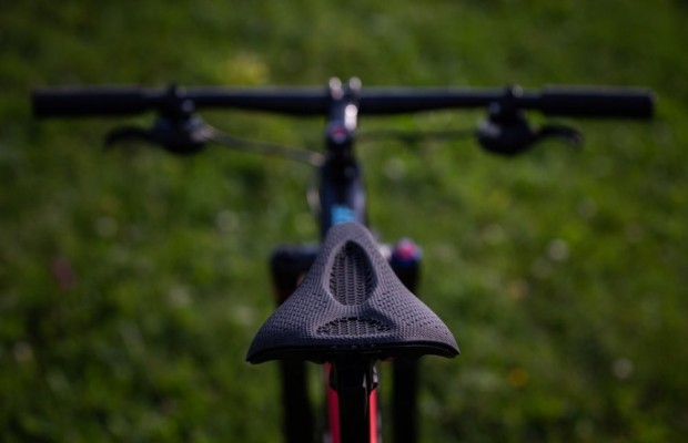 Specialized S-Works Power Mirror: the saddle to mark a before and