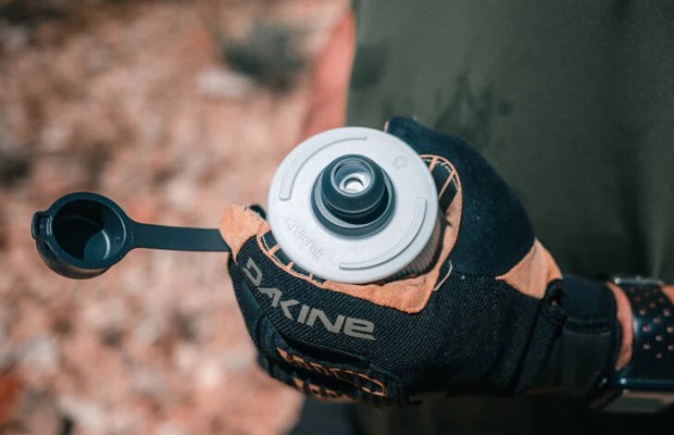 Nouveaux bidons Hydrapak avec filtre pour les itinéraires où il n'y a pas d'eau potable