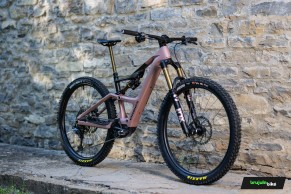 Hemos probado la Orbea Rise 2025 y va directa a nuestra lista de favoritas