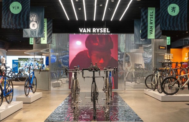 The best Van Rysel from the 2024 catalog: from budget options to the World Tour