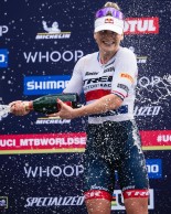 Evie Richards anuncia que sufrió una conmoción cerebral en Brasil y no estará en el Campeonato Europeo