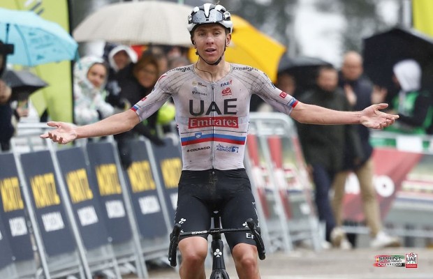 Somente 7 ciclistas venceram o Giro e o Tour, Pogacar pode ser o próximo