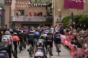 Jonathan Milan takes a sprint with a taste of Milan-San Remo