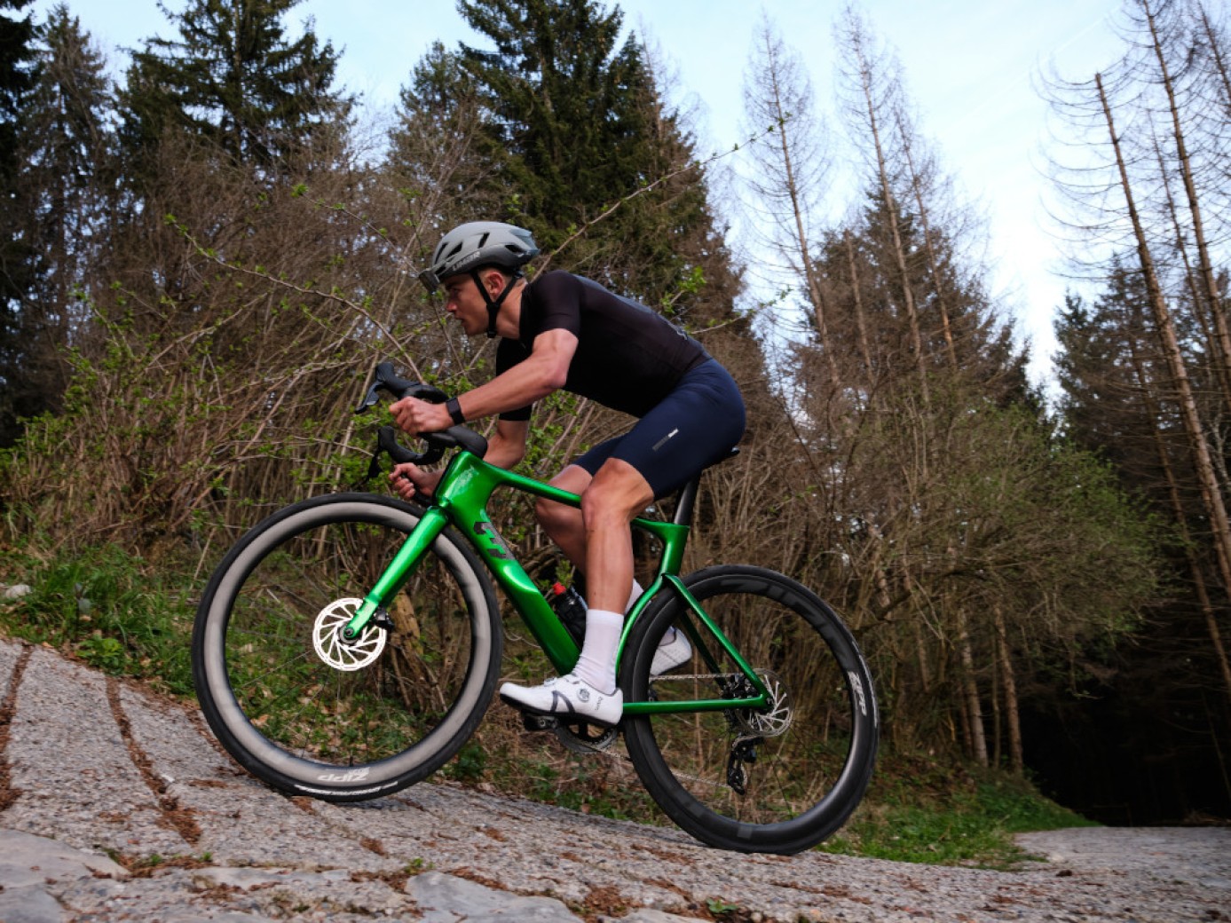 Nueva 3T Strada Italia, una all road Made in Italy