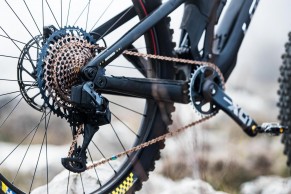 New Eagle 520% SRAM: 10-52 cassette defies the limits of 1x12