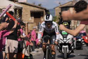 Tadej Pogacar is more leader of the Giro d'Italia 2024 after winning the first time trial