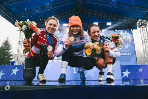 Puck Pieterse a remporté le Championnat d'Europe de XCO 2024 sous la pluie diluvienne