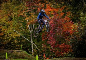 100,000 € reward for the first person to win a DH World Cup with this system