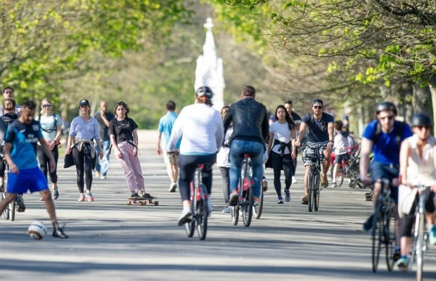 Strava asks cyclists to be cautious after the fatal run-over of a pedestrian in a well-known segment