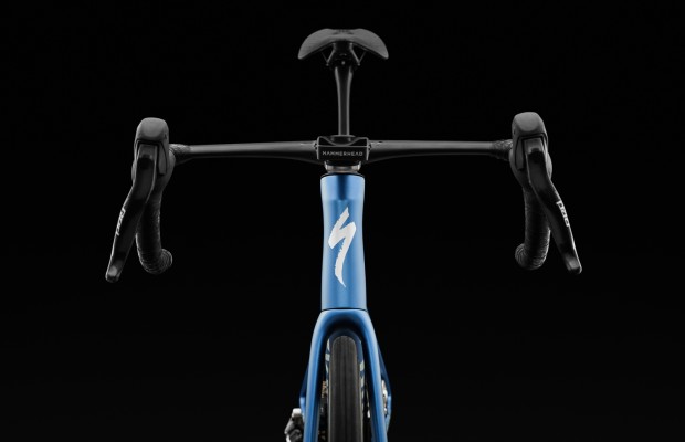 Limited editions S-Works Tarmac SL8 and Aethos with the new SRAM RED AXS