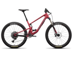 Muy original la presentación de la nueva Santa Cruz 5010 en mitad del confinamiento