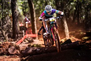 New and exclusive Roval Control SL Team wheels with carbon spokes